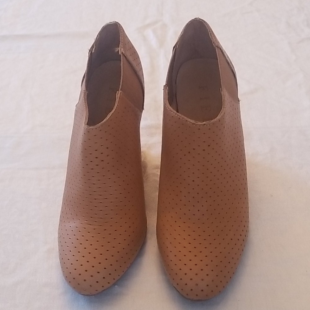 Anthropologie Booties 💗